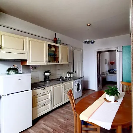 Apartma Mb-center *
