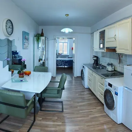 Apartment Apartma Mb-center *